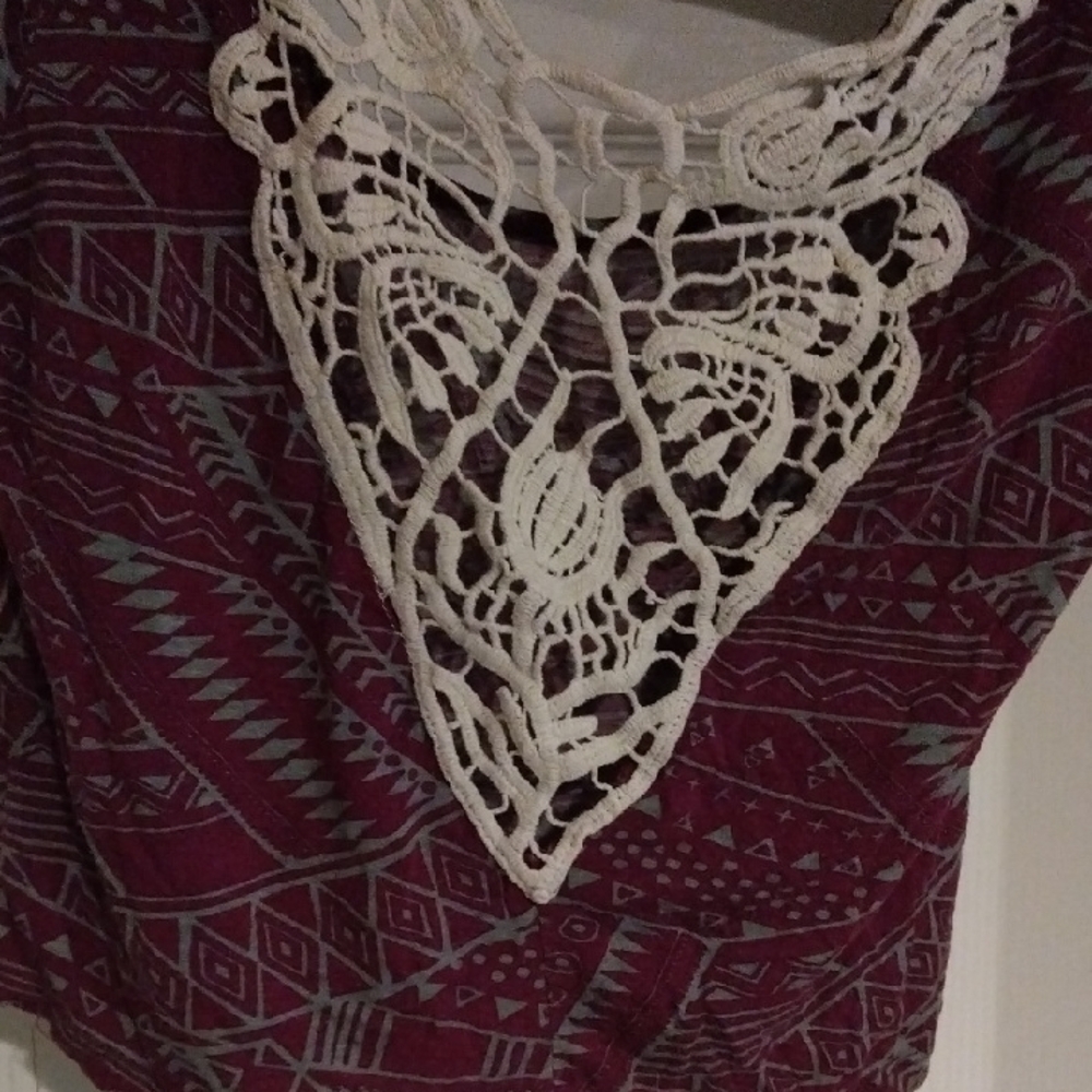 Wet Seal Burgundy and Gray Top